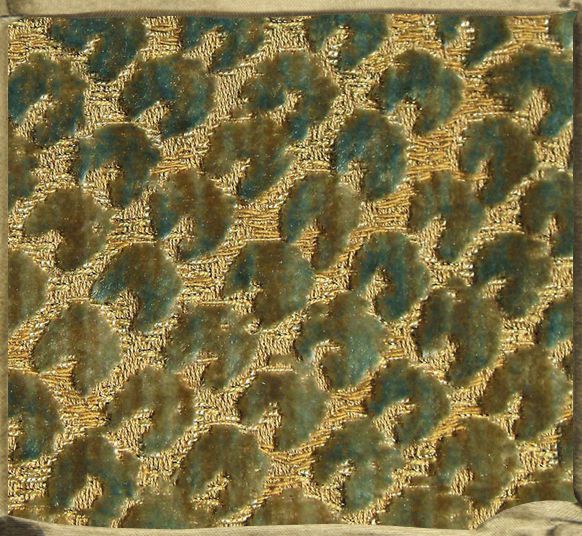 TIGER TOOTH Brooke jacquard velvet.